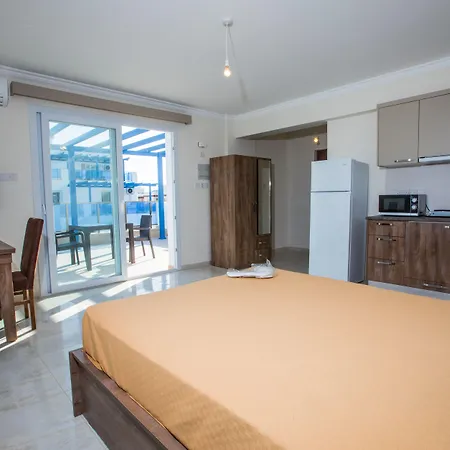 Noyanlar Homes 3* Trikomo