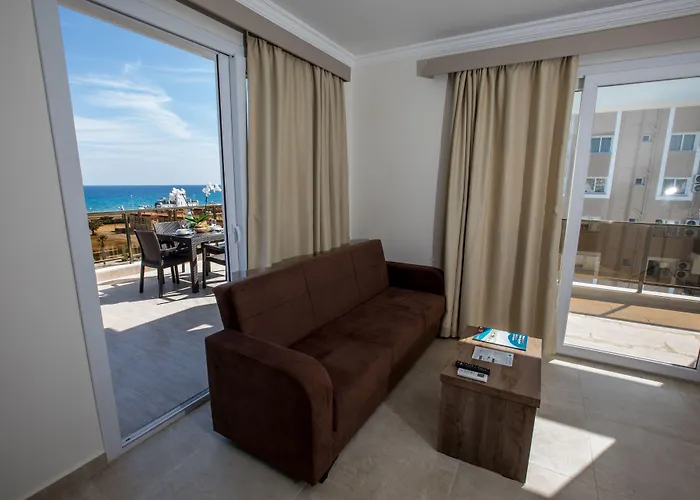 Noyanlar Homes 3* Trikomo