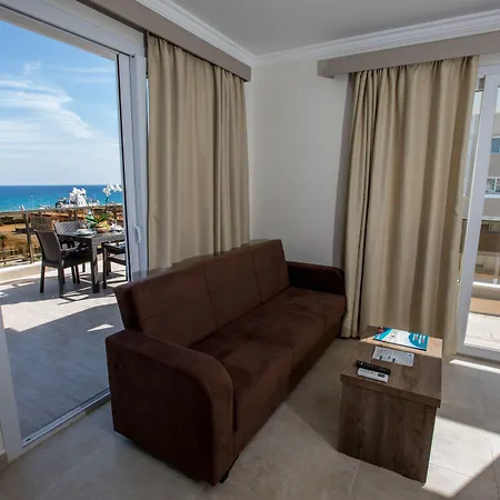 Noyanlar Homes 3* Trikomo