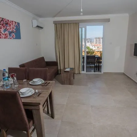 Ξενοδοχείο Noyanlar Homes Trikomo
