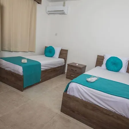 מלון Noyanlar Homes 3*