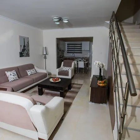 Noyanlar Homes 3* Trikomo