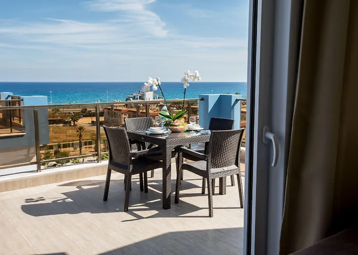 Noyanlar Homes Hotel Trikomo