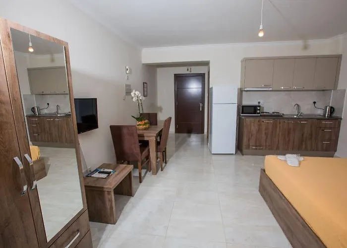 Noyanlar Homes 3* Trikomo